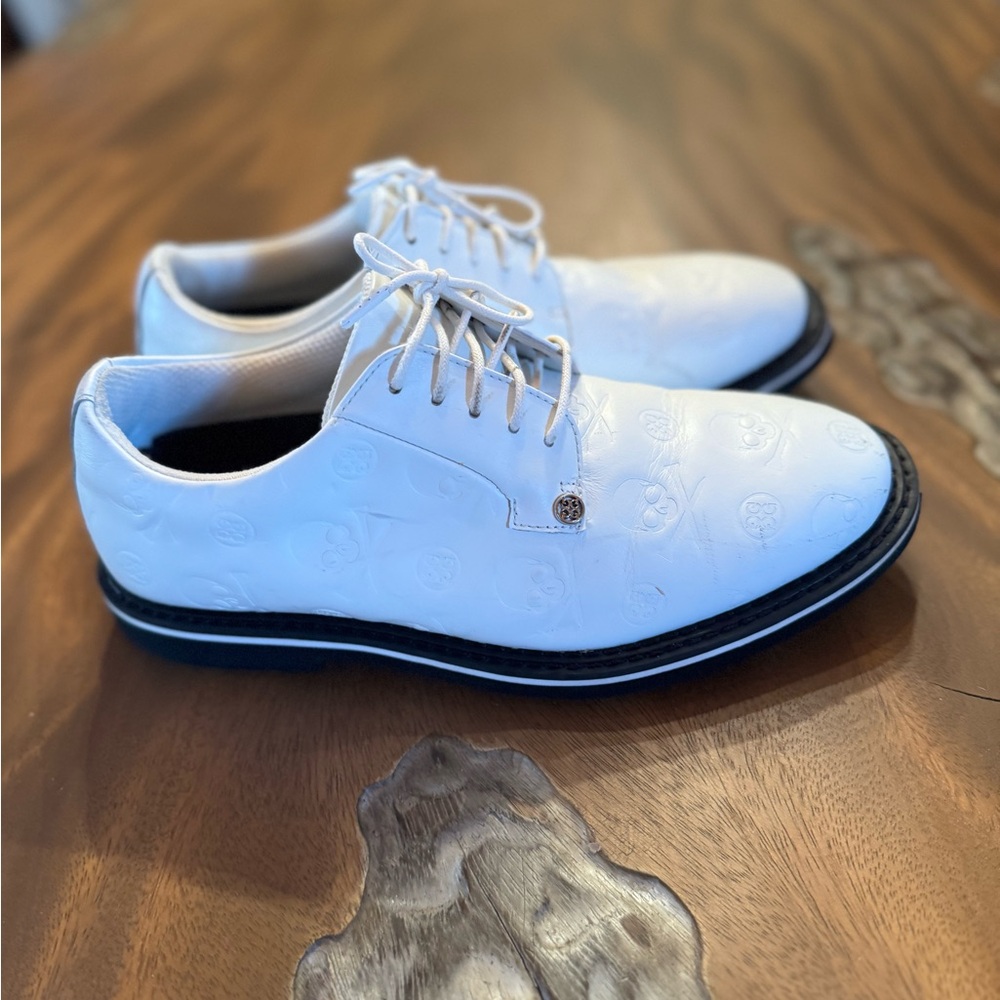 G/FORE White Embossed Men's Oxfords